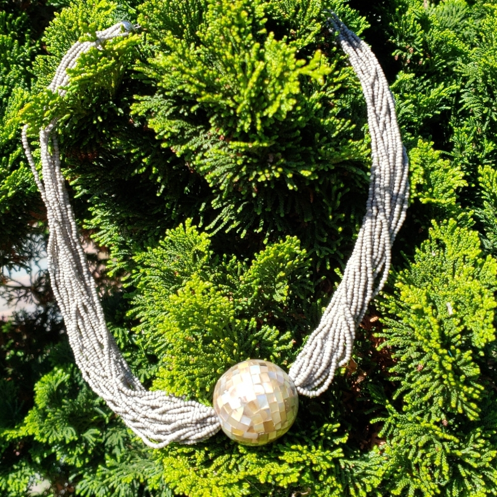 Hobe necklace